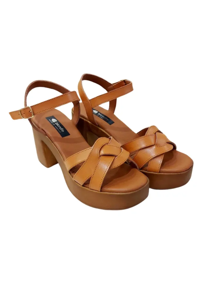 Blondie MR861 camel 3